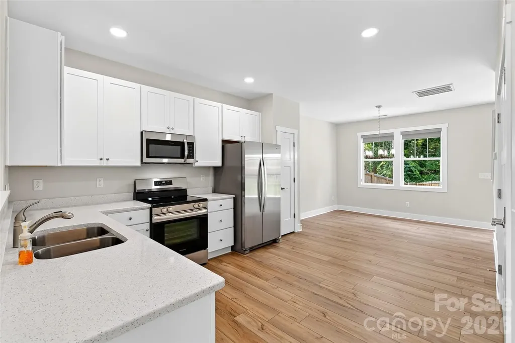 200 Rockrose Court Asheville NC 28803