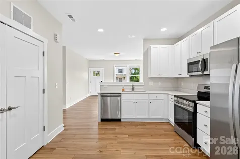 200 Rockrose Court Asheville NC 28803