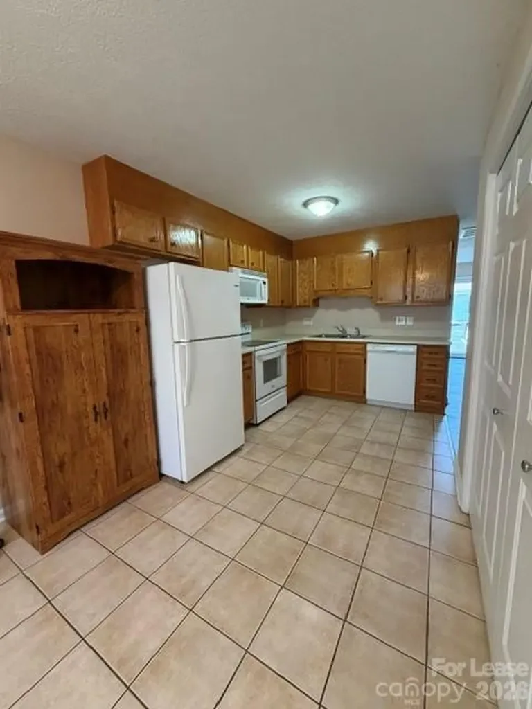 113 24th Street NW Hickory NC 28601