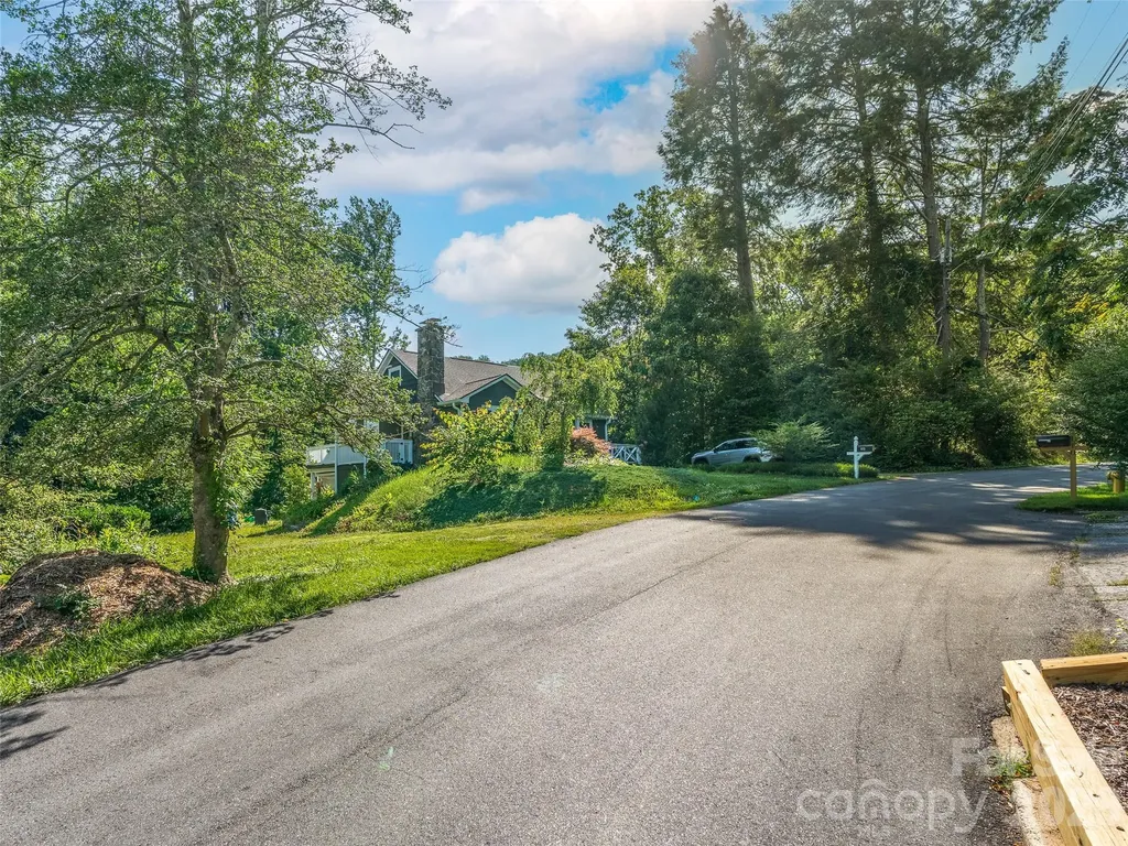103 Aurora Drive Asheville NC 28805