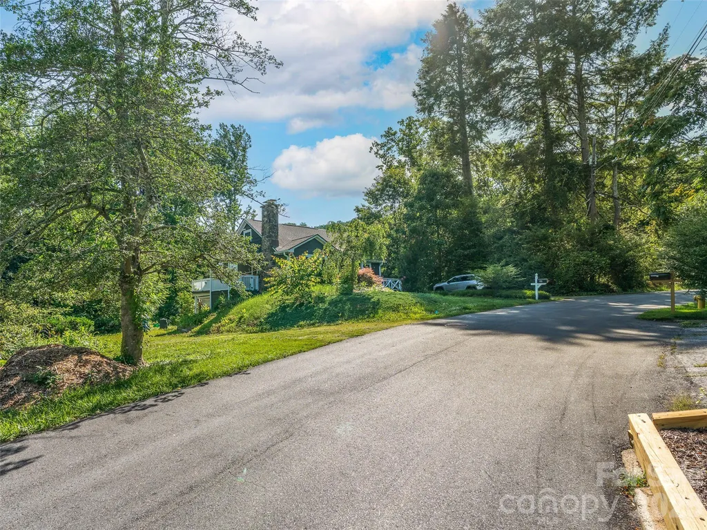 103 Aurora Drive Asheville NC 28805