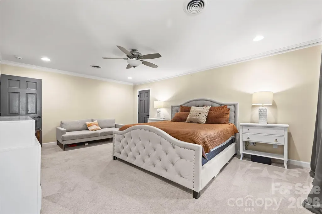 7940 Sunnyvale Lane Charlotte NC 28210