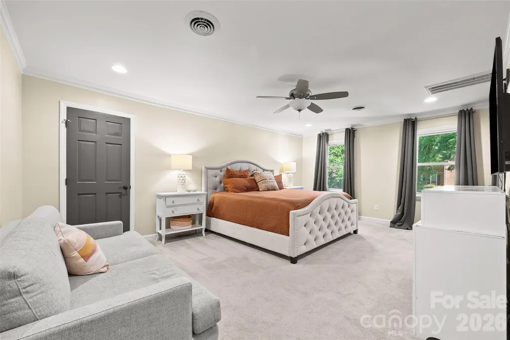 7940 Sunnyvale Lane Charlotte NC 28210