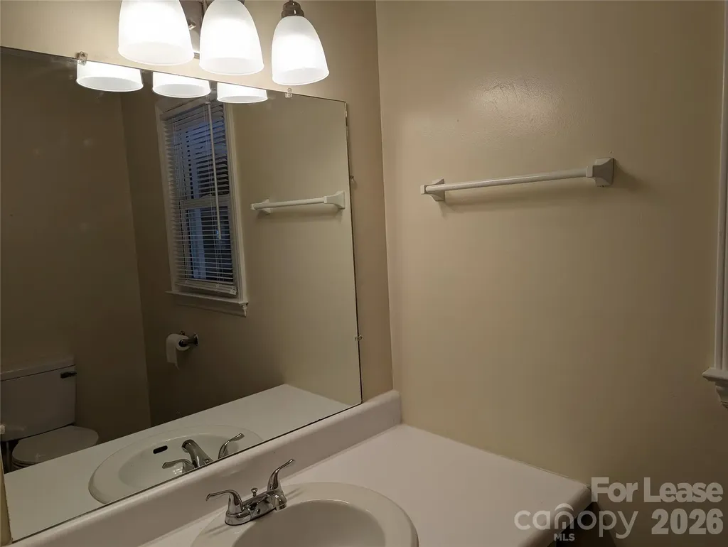 2038 Dale Avenue Lincolnton NC 28092