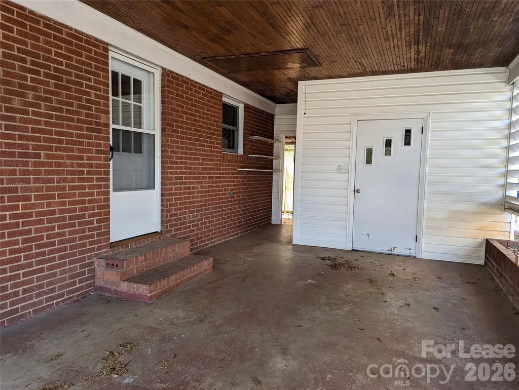 2038 Dale Avenue Lincolnton NC 28092