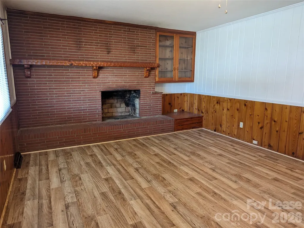 2038 Dale Avenue Lincolnton NC 28092