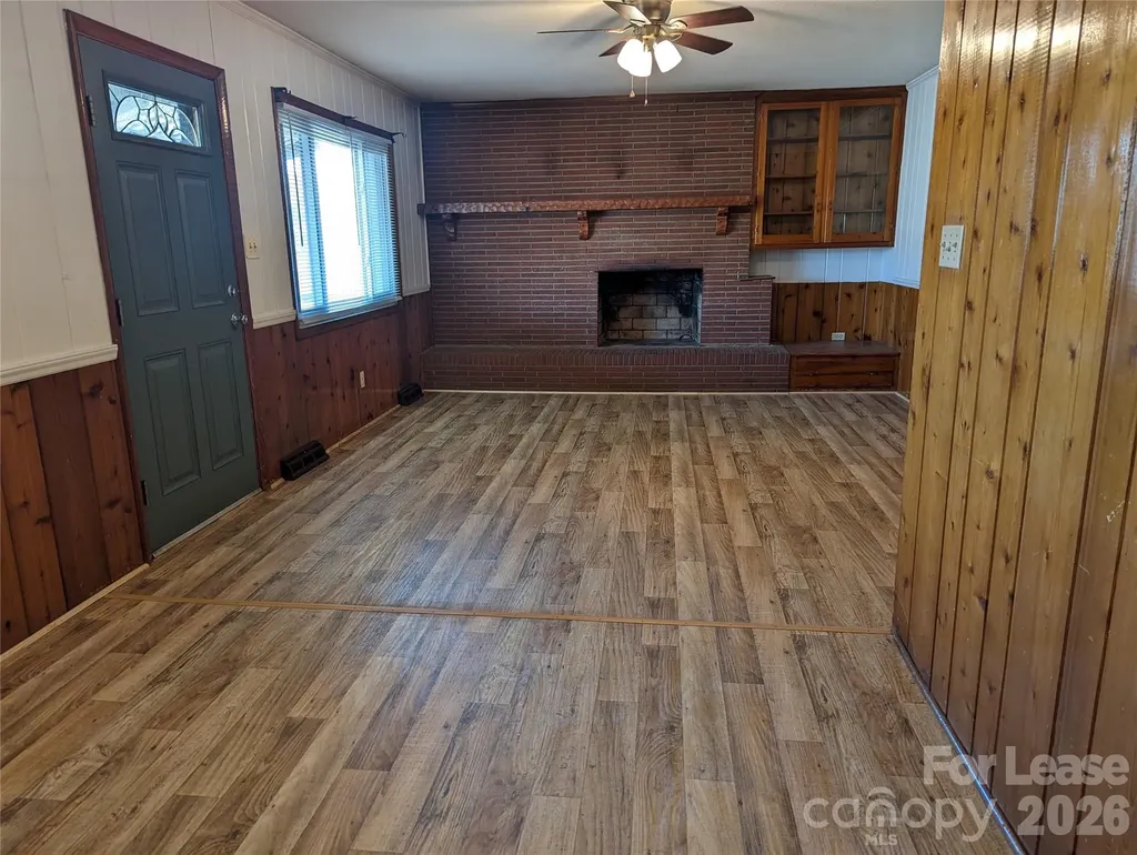 2038 Dale Avenue Lincolnton NC 28092