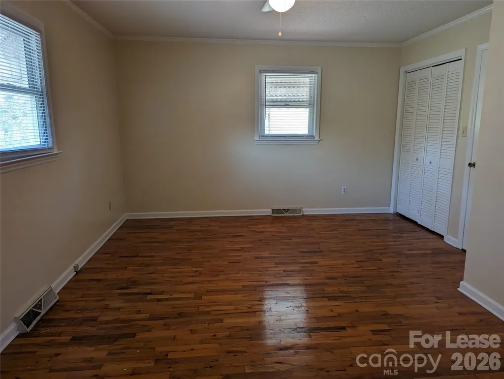 2038 Dale Avenue Lincolnton NC 28092