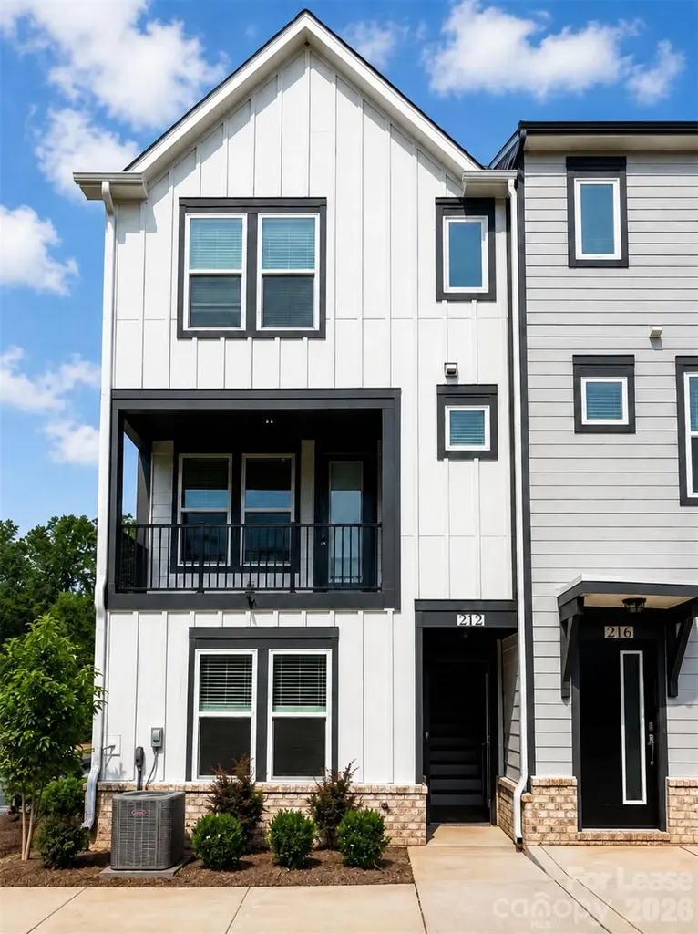212 Ferebee Place Charlotte NC 28213