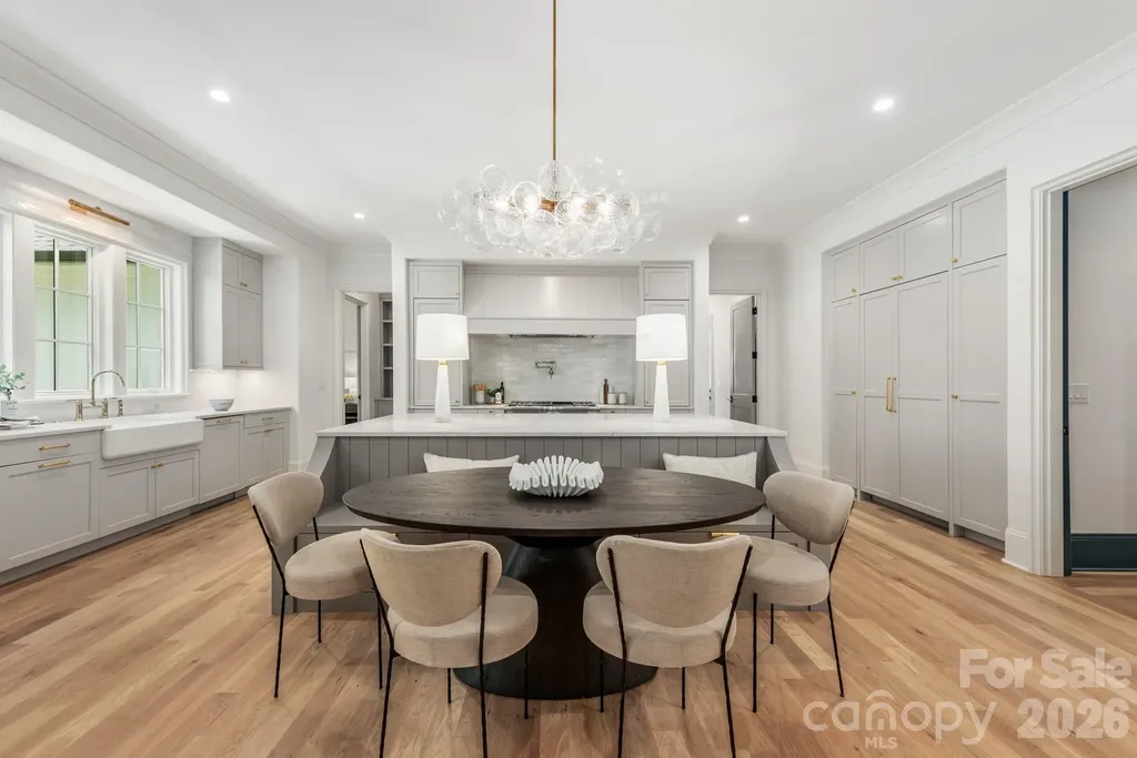 221 Hargett Court Charlotte NC 28211