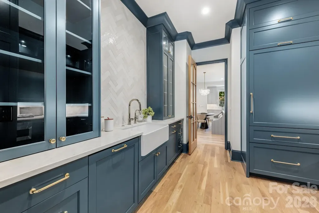 221 Hargett Court Charlotte NC 28211