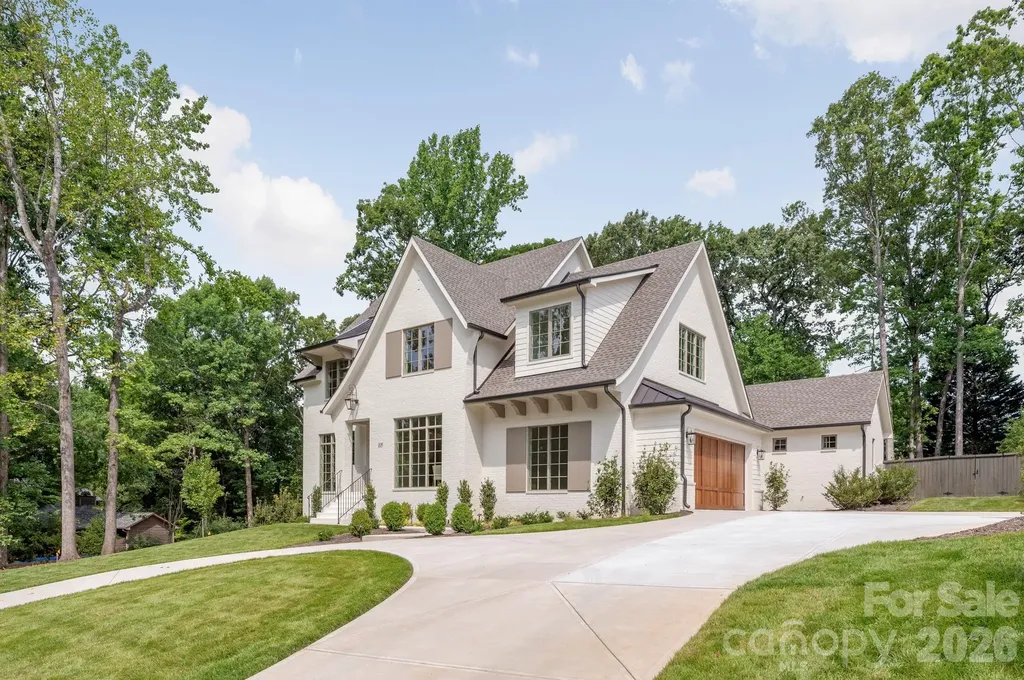 221 Hargett Court Charlotte NC 28211
