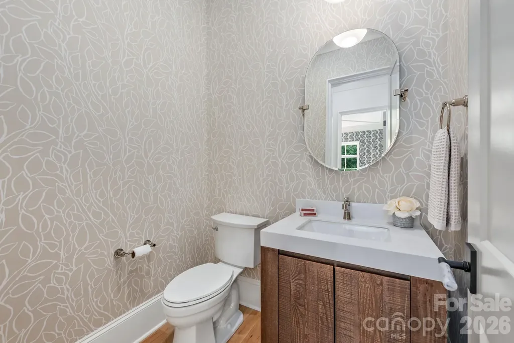 221 Hargett Court Charlotte NC 28211