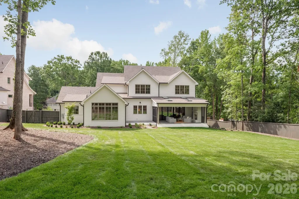 221 Hargett Court Charlotte NC 28211