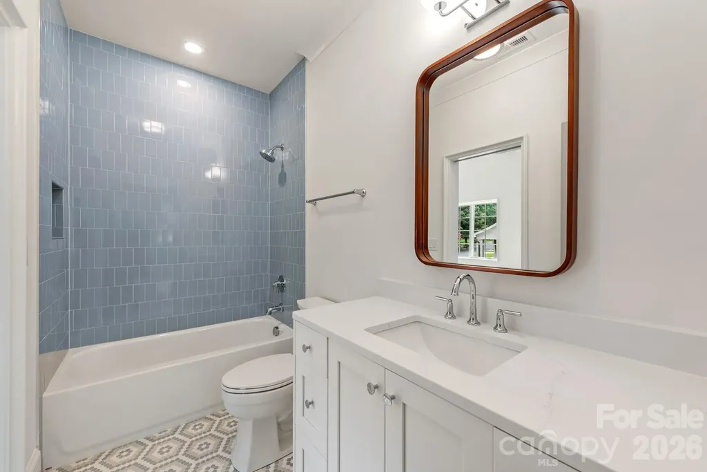 221 Hargett Court Charlotte NC 28211