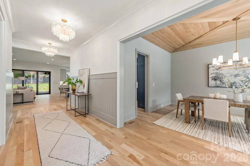 221 Hargett Court Charlotte NC 28211
