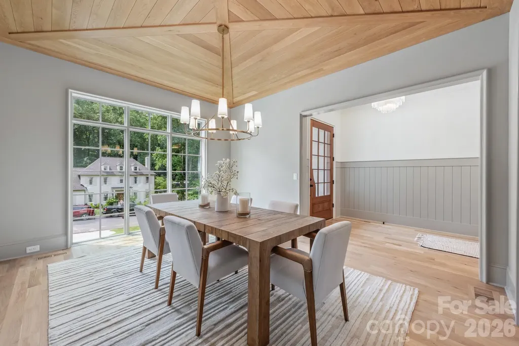 221 Hargett Court Charlotte NC 28211