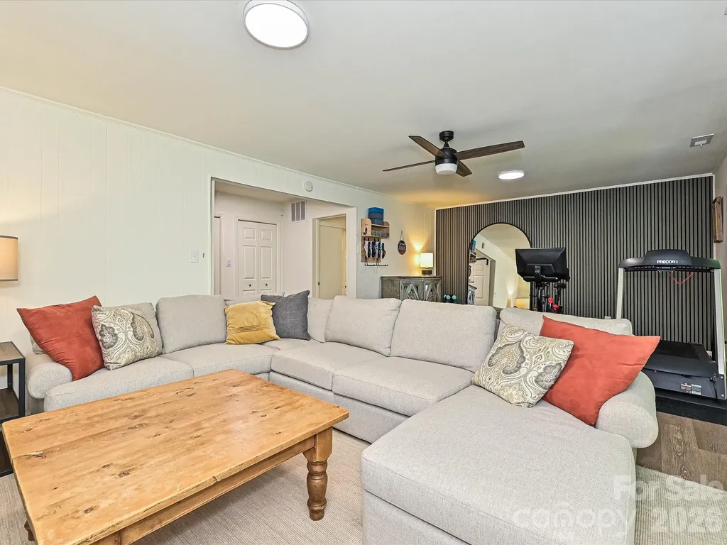 4737 Rounding Run Road Charlotte NC 28277