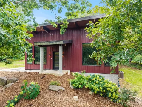 39 Wolf Road Asheville NC 28805