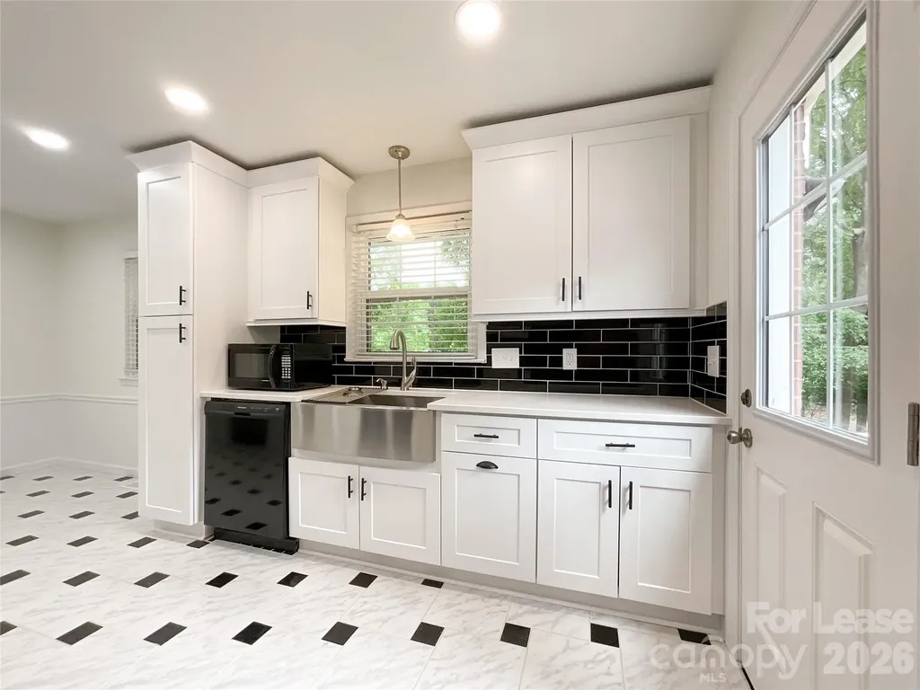 1506 Rama Road Charlotte NC 28211