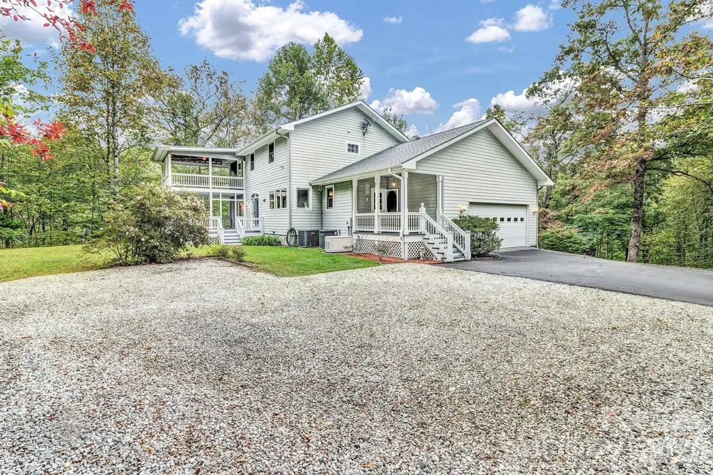 Black Mountain NC, 39 Lambert Lane