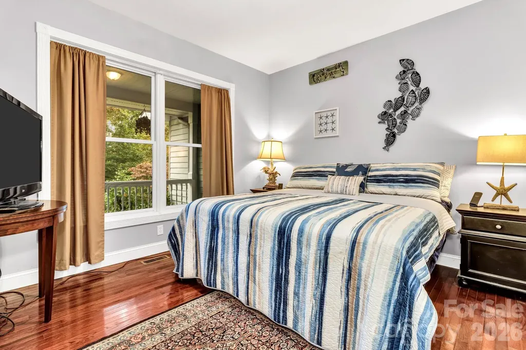 39 Lambert Lane Black Mountain NC 28711