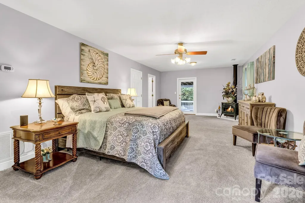 39 Lambert Lane Black Mountain NC 28711