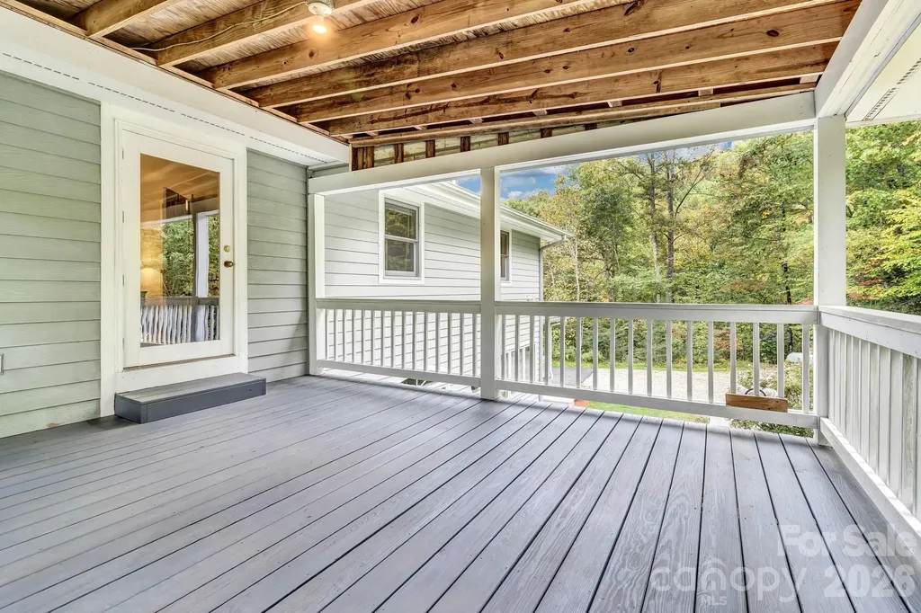 39 Lambert Lane Black Mountain NC 28711