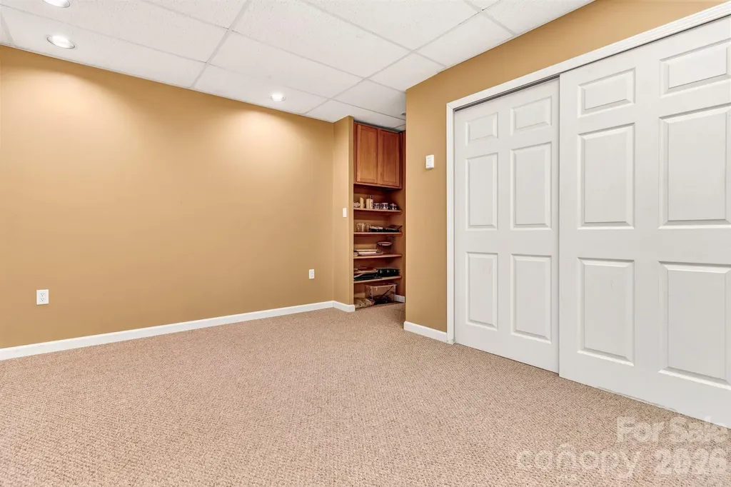39 Lambert Lane Black Mountain NC 28711