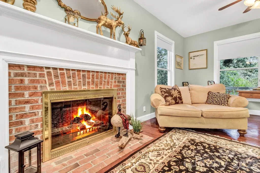 39 Lambert Lane Black Mountain NC 28711