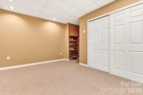 39 Lambert Lane Black Mountain NC 28711
