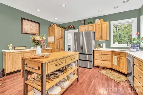 39 Lambert Lane Black Mountain NC 28711