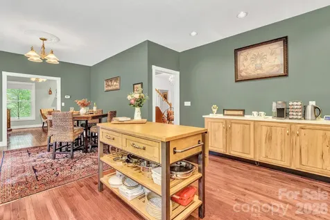 39 Lambert Lane Black Mountain NC 28711