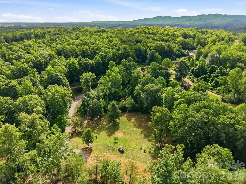 187 Wheeler Drive Nebo NC 28761