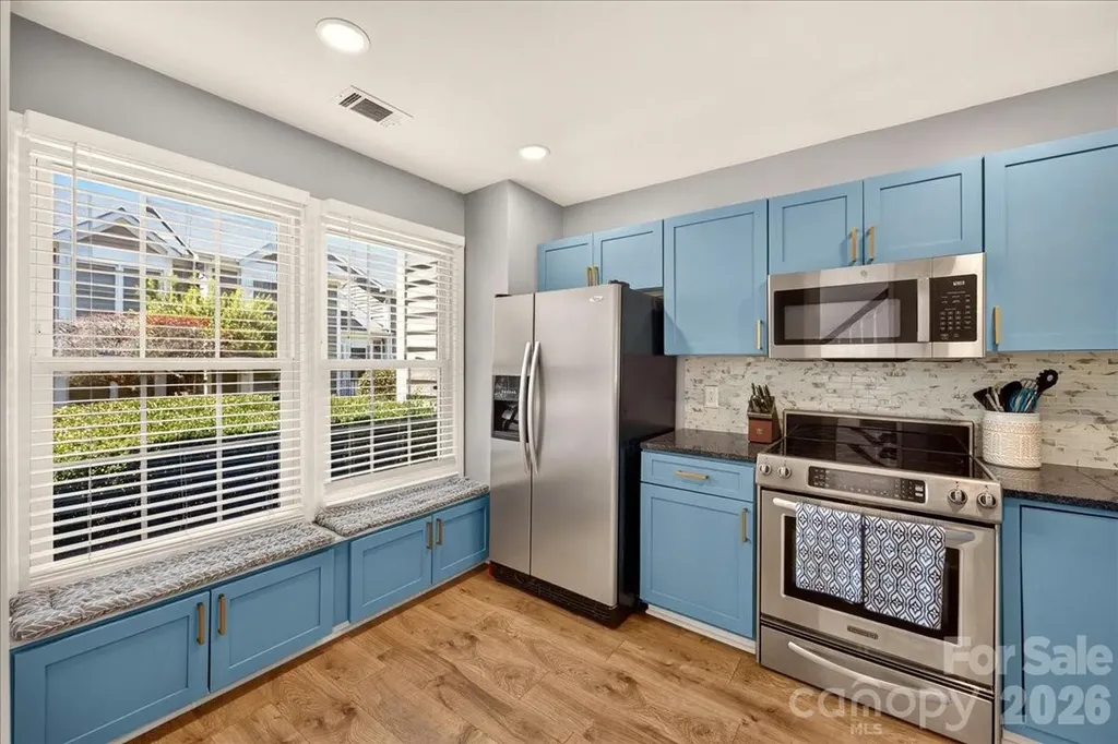 8220 Legare Court Charlotte NC 28210