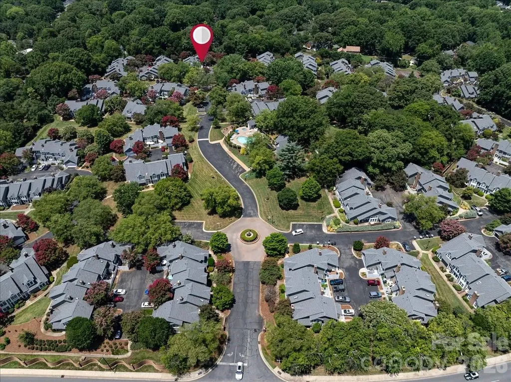 8220 Legare Court Charlotte NC 28210