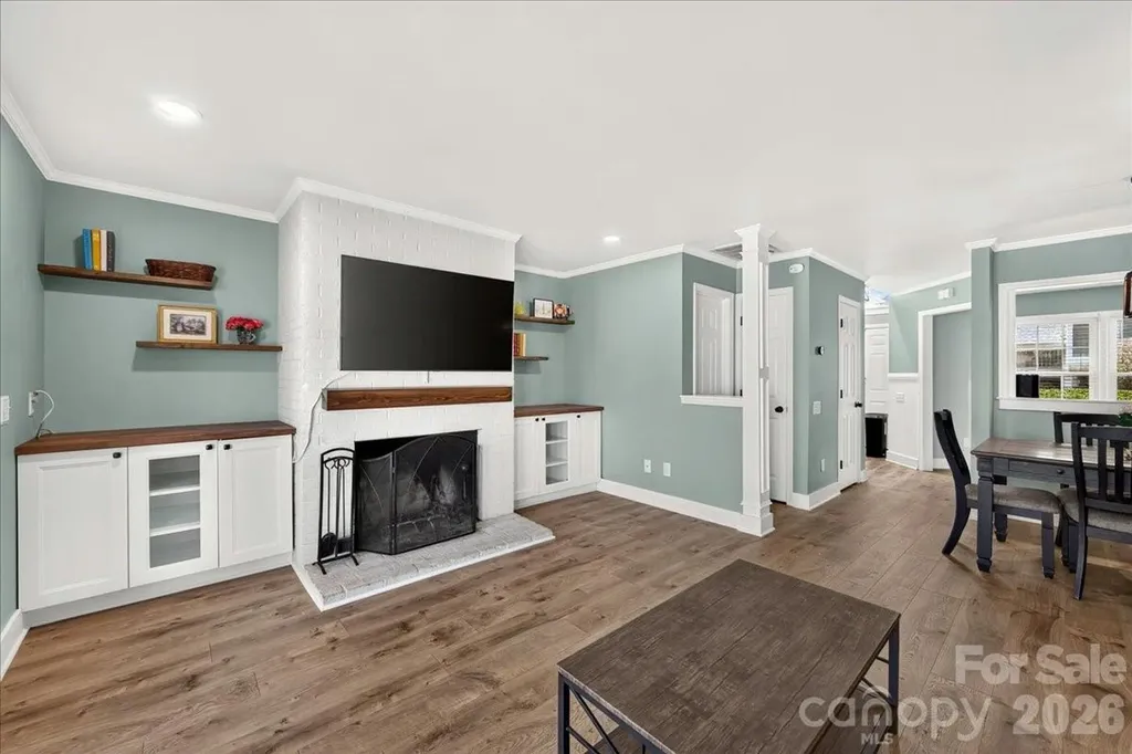 8220 Legare Court Charlotte NC 28210