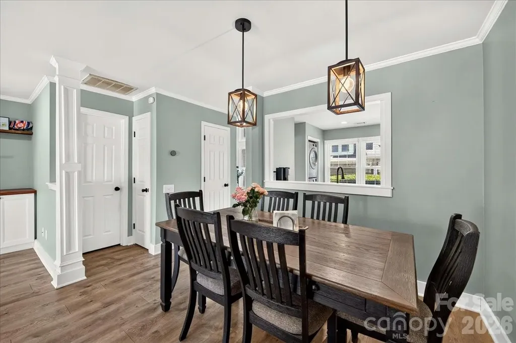 8220 Legare Court Charlotte NC 28210