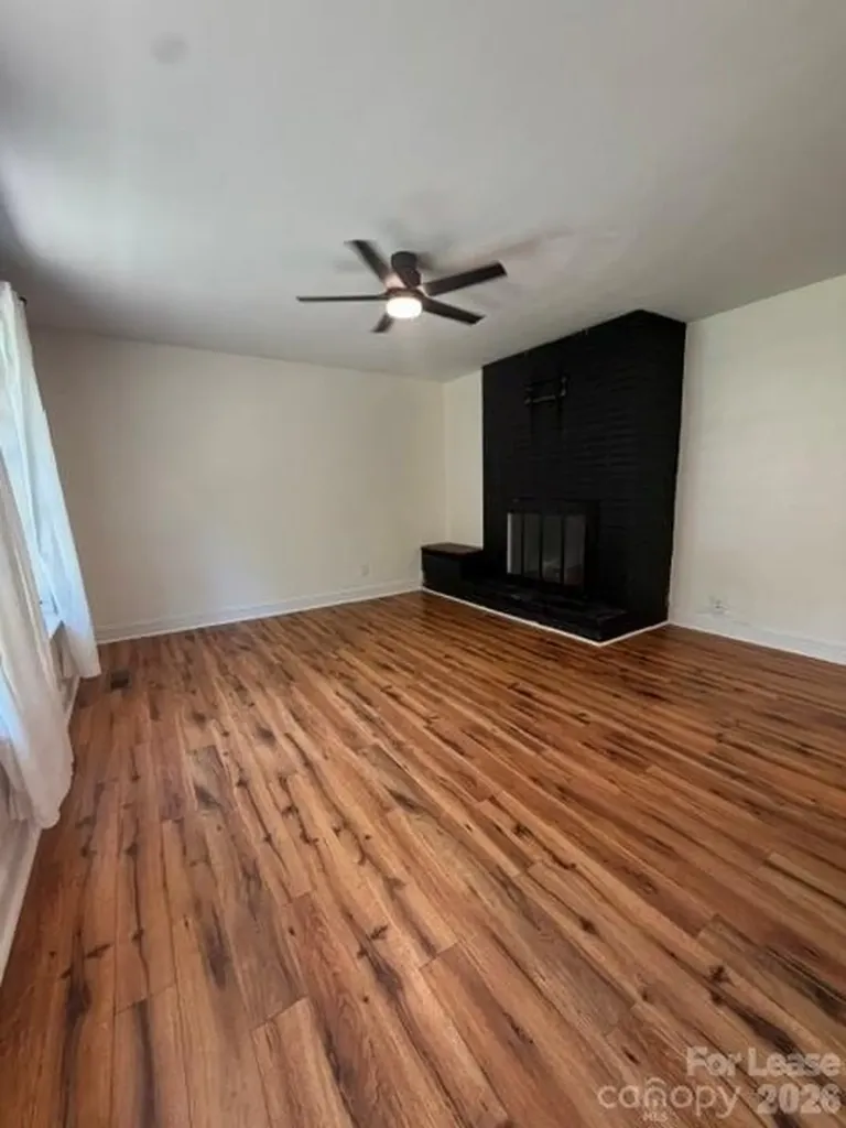 1921 4th Avenue NW Hickory NC 28601