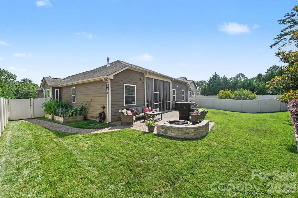 10113 Blackstone Drive Huntersville NC 28078