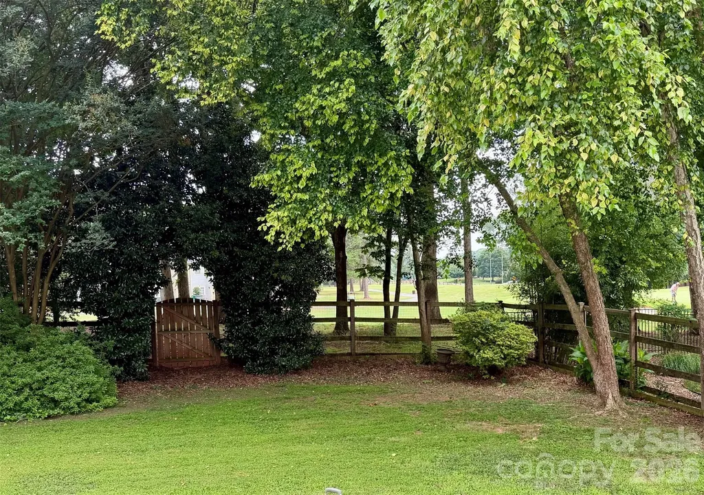 4123 Fairway Downs Court Charlotte NC 28277