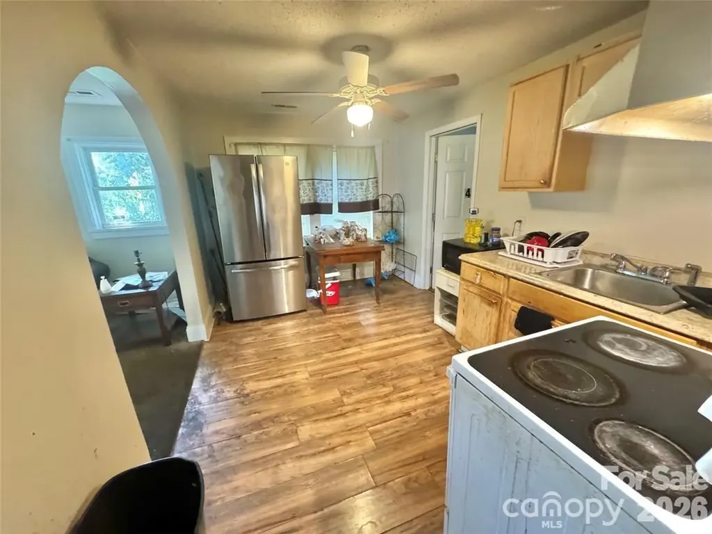 1028 Karendale Avenue Charlotte NC 28208
