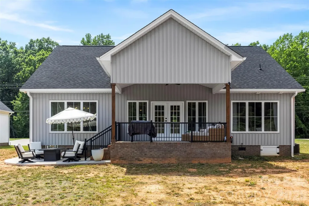 1025 York Road Kings Mountain NC 28086