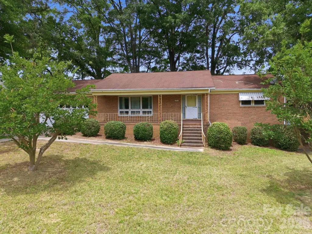 607 Ebenezer Road Kannapolis NC 28083