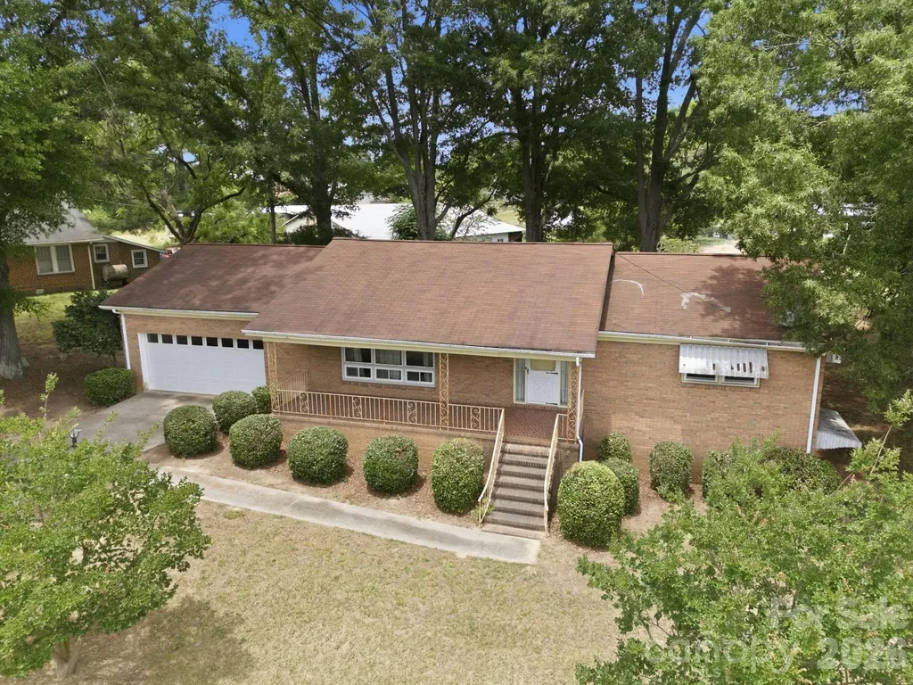 607 Ebenezer Road Kannapolis NC 28083