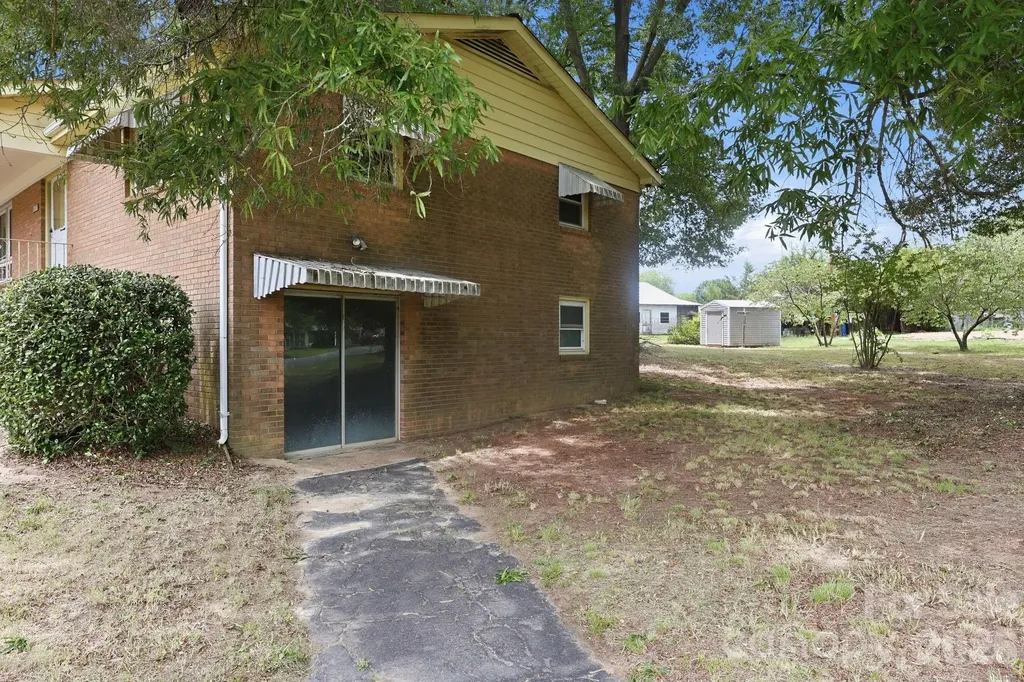 607 Ebenezer Road Kannapolis NC 28083