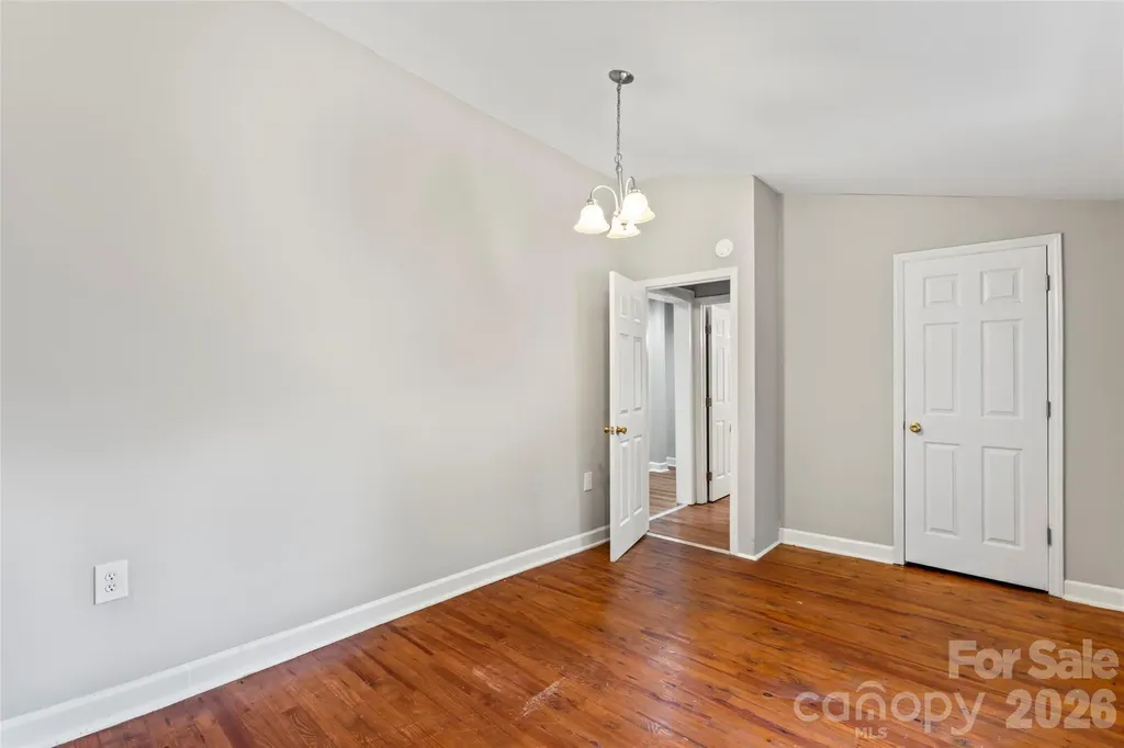 322 Willow Street Gastonia NC 28054