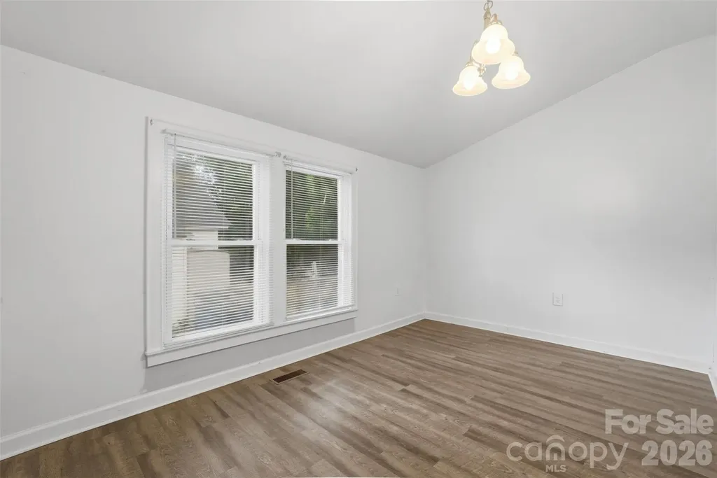 322 Willow Street Gastonia NC 28054