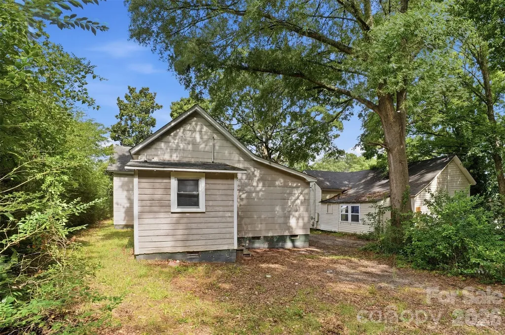 322 Willow Street Gastonia NC 28054