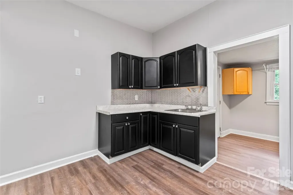 322 Willow Street Gastonia NC 28054